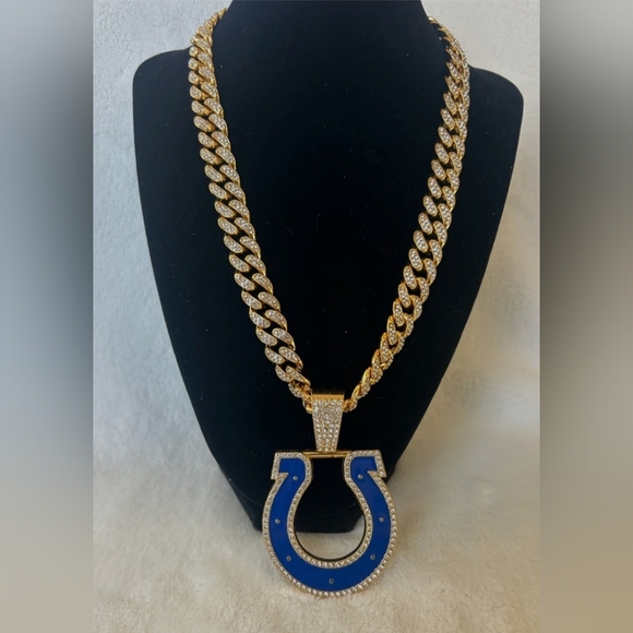 Colts football team iced Cubsn Chain Necklace Size 20\